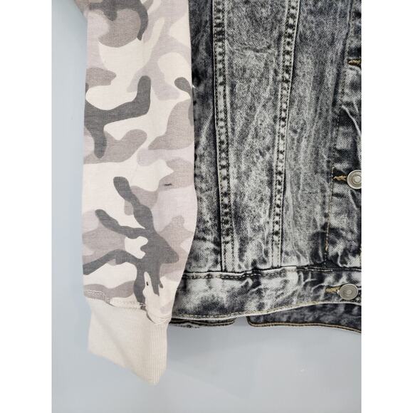 NEW SIZE SMALL Like Love Camo Hooded Button Up Jean Jacket Hoodie Sweatshirt y2k - Picture 4 of 5